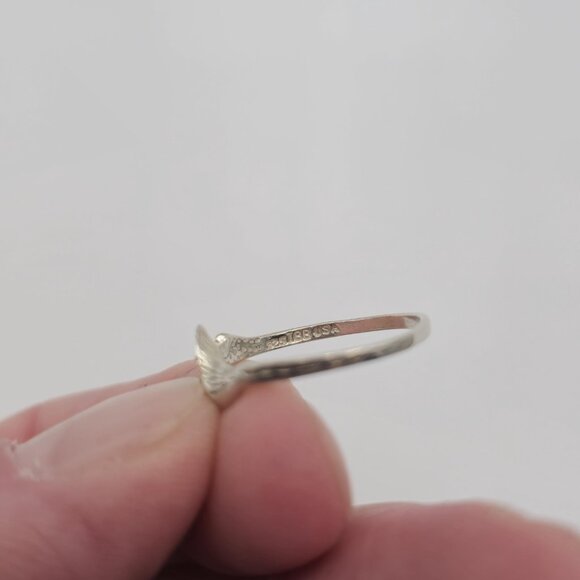 Size 6.75 Sterling Silver Cute Abstract Delicate Ring A2116 - Picture 4 of 7